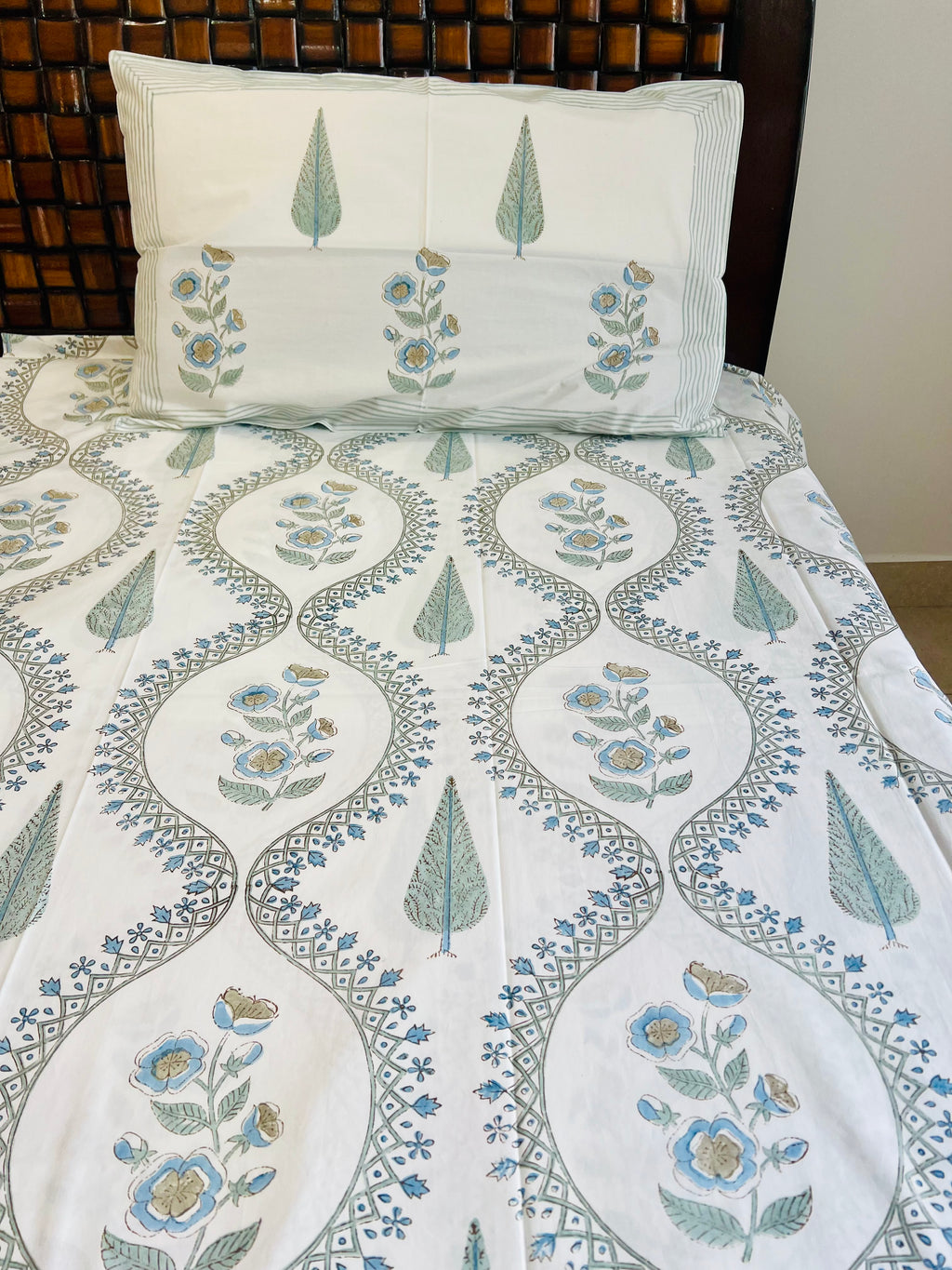 Percale cotton Handblock Bedsheet 300 TC