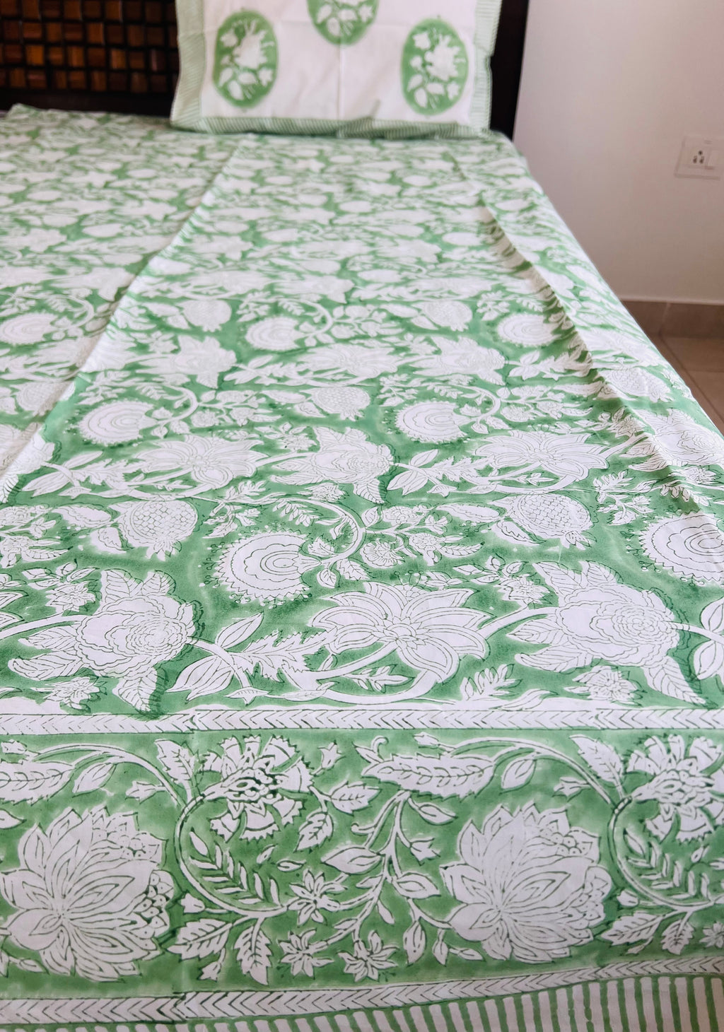 Percale cotton Handblock Bedsheet 400 TC