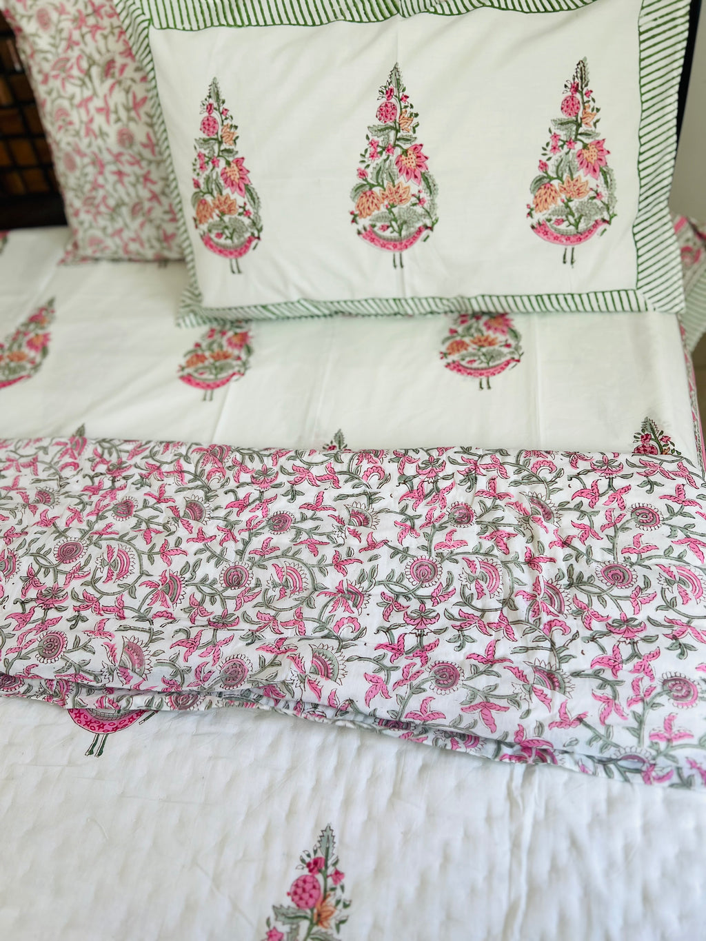 Mulmul Quilt (Rajai) & Cotton Bedsheet Set in Handblock Print