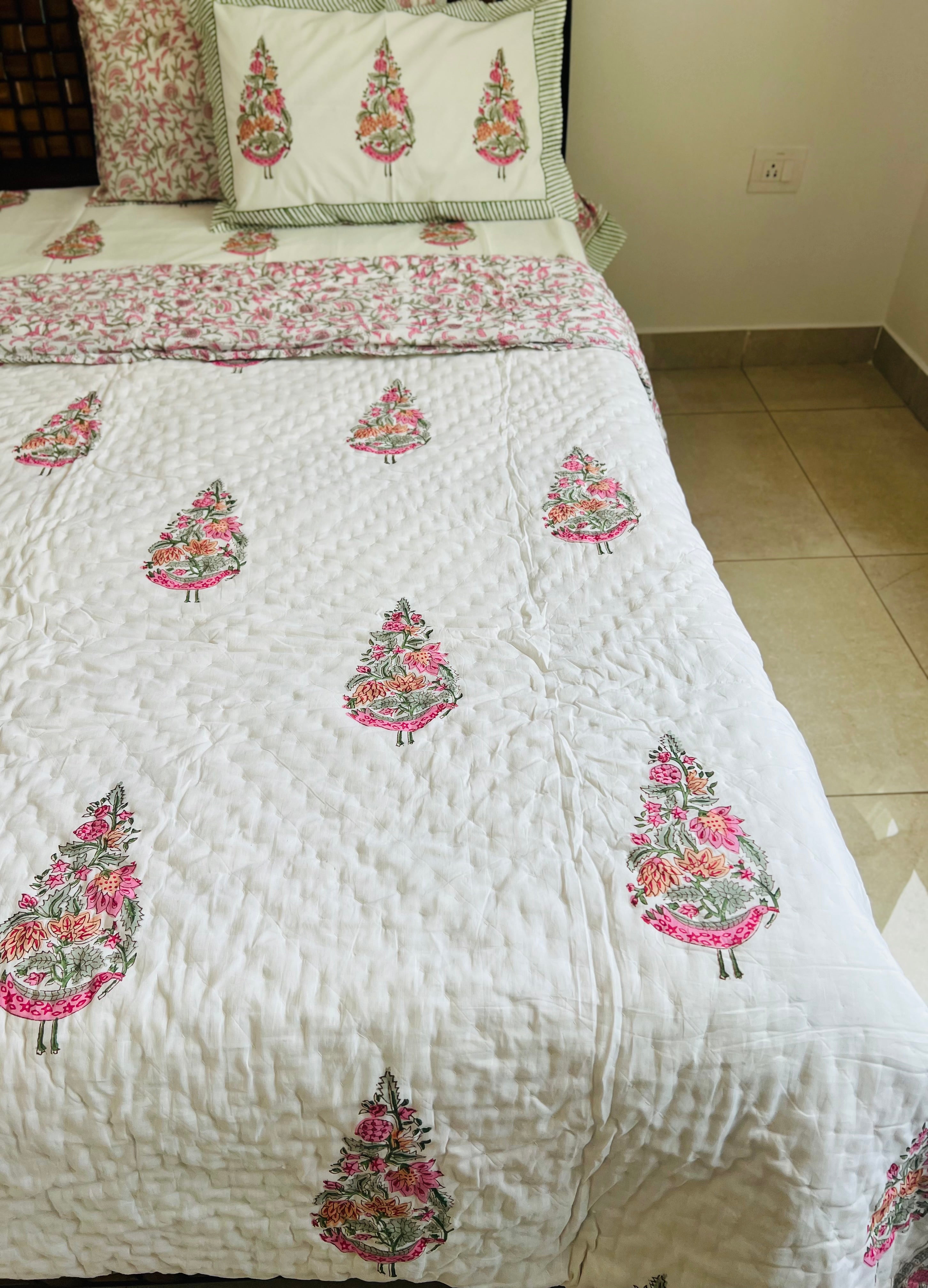 Mulmul Quilt (Rajai) & Cotton Bedsheet Set in Handblock Print