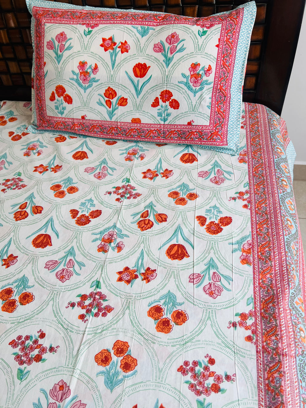 Secret Garden | Premium Bedsheet
